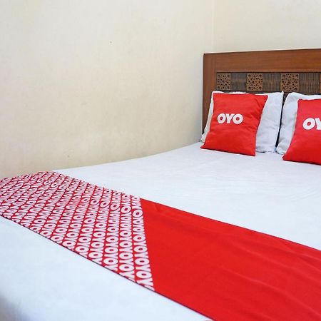 Oyo 91762 Green Home Stay Syariah Purwakarta Esterno foto