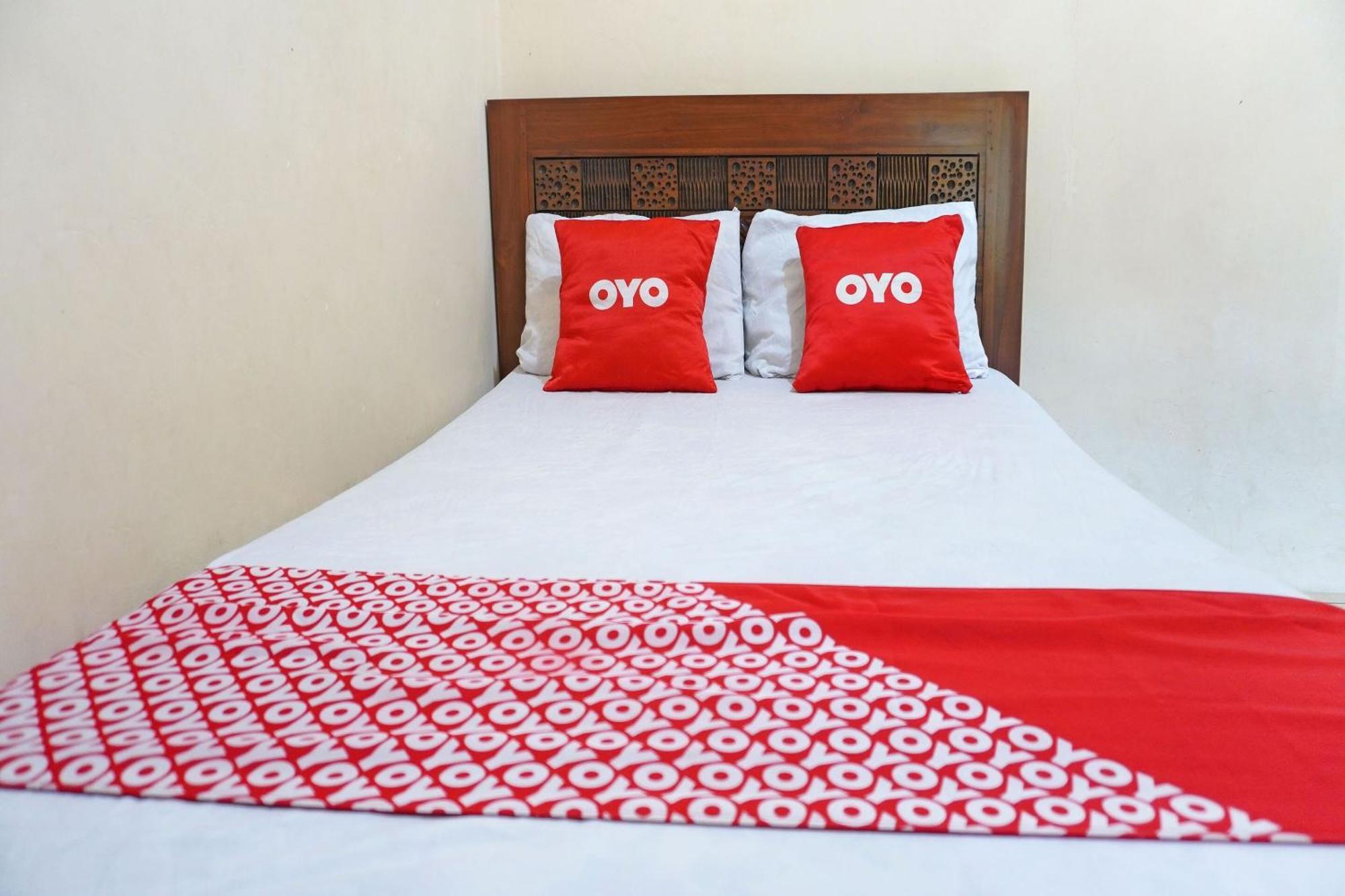 Oyo 91762 Green Home Stay Syariah Purwakarta Esterno foto