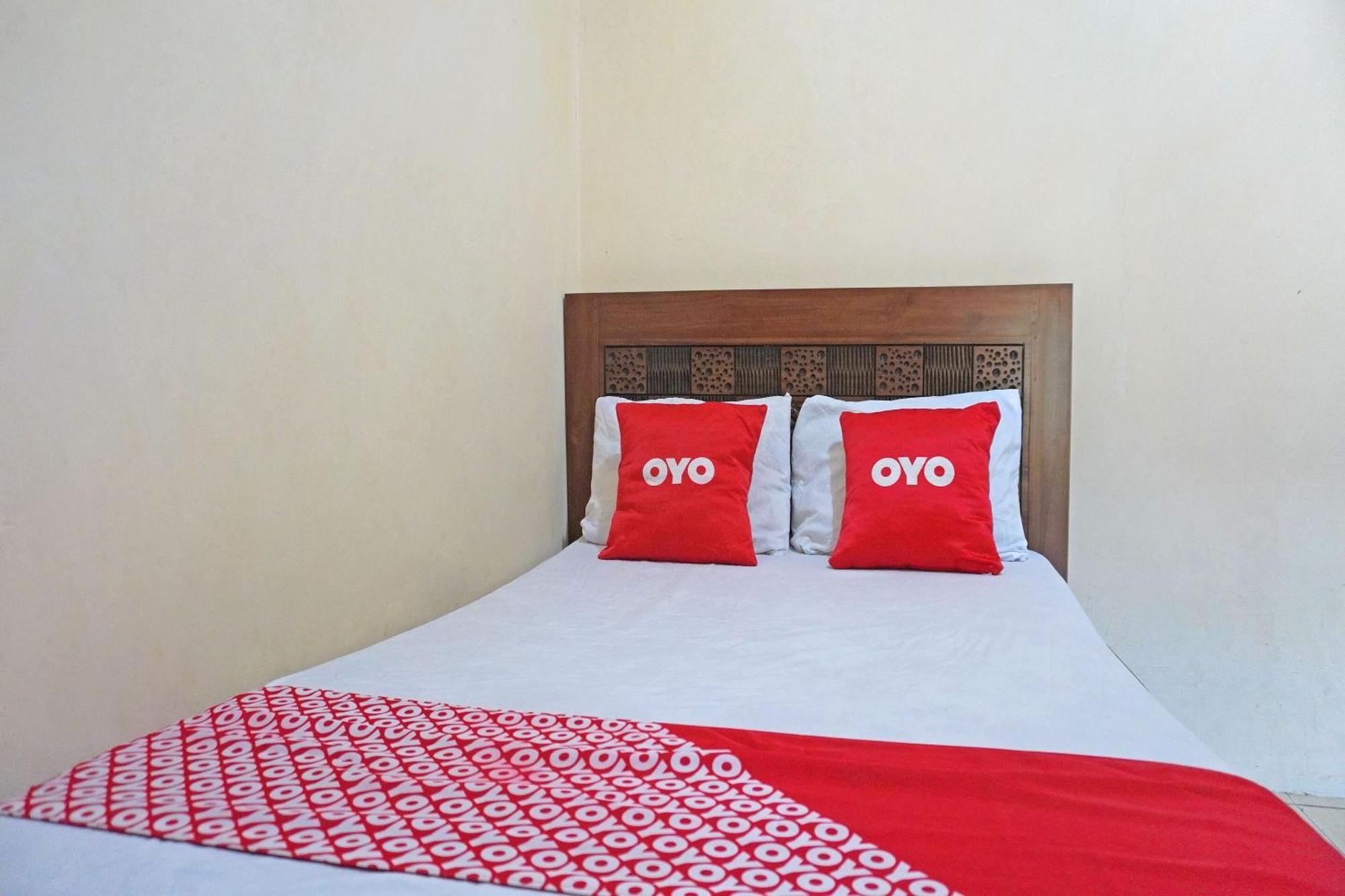 Oyo 91762 Green Home Stay Syariah Purwakarta Esterno foto